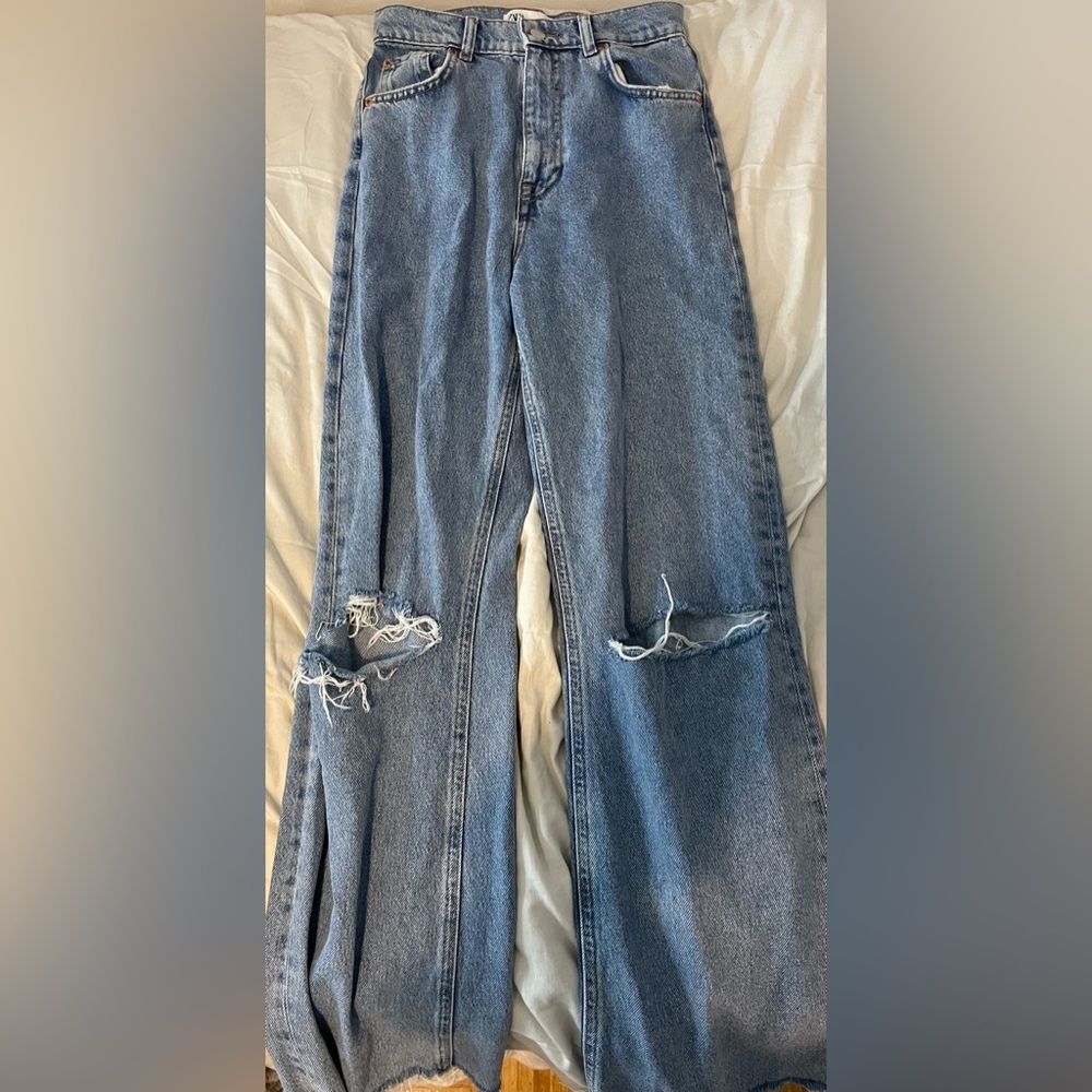 Zara High Rise 90’s Full Length Blue Jeans